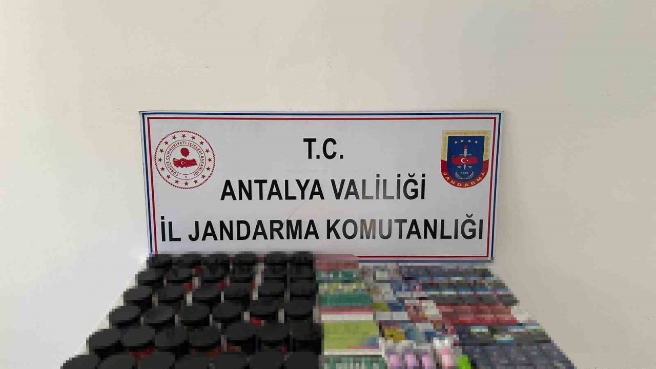 Jandarmadan Manavgat’ta kaçak sigara operasyonu