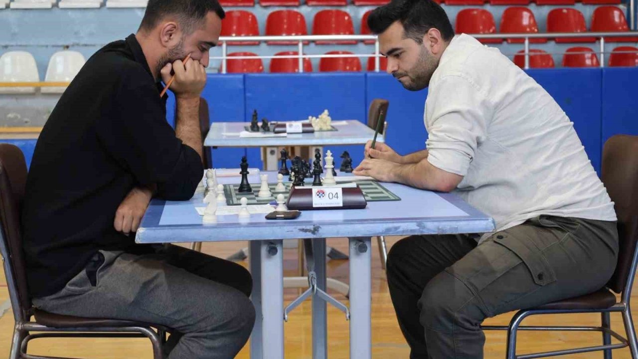 Bilecik’te Zafer Bayramı Satranç Turnuvası tamamlandı