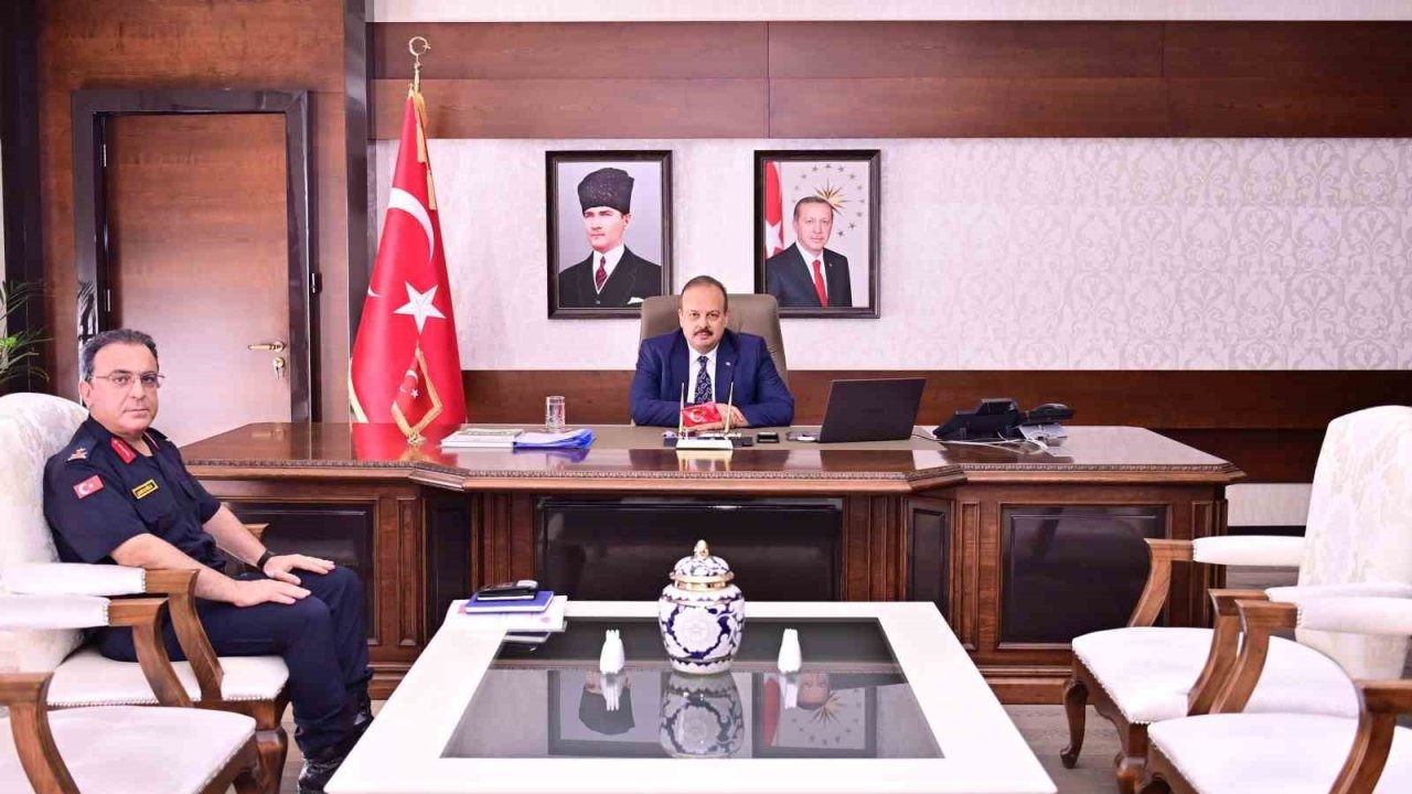 Aydın İl Jandarma Komutanı Çarıkçıoğlu, görevine başladı