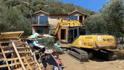 Çanakkale’de 22 kaçak yapı yıkıldı