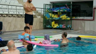 Adıyaman Üniversitesi’nden ampute bireylere yüzme kursu