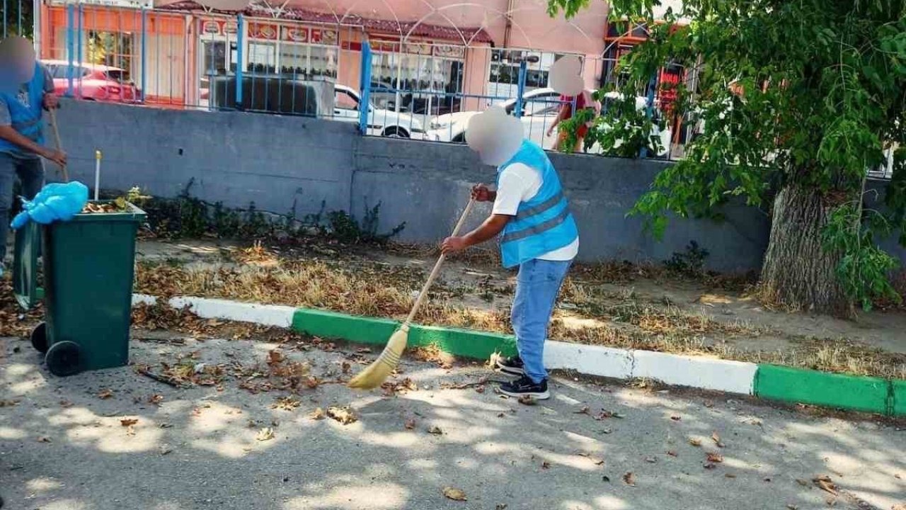 Kırklareli’nde denetimli serbestlik hükümlülerinden eğitime katkı