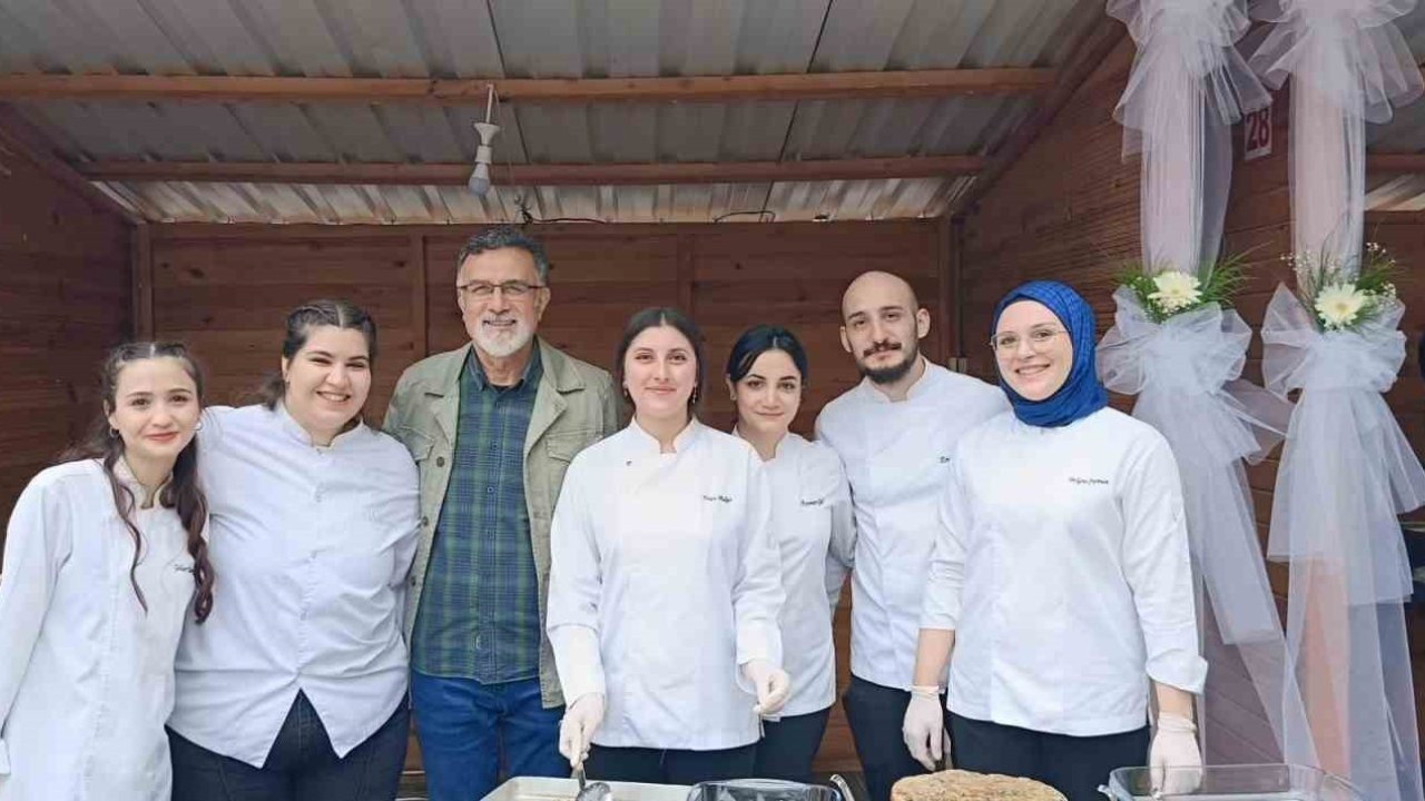 "Anneanne Yemekleri" kitabına uluslararası ödül