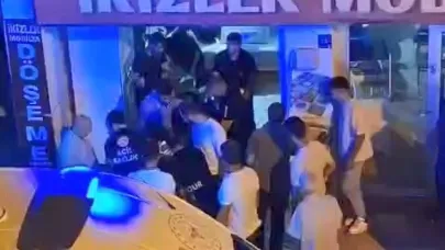 Motosiklet mobilya mağazasına girdi: 1 yaralı