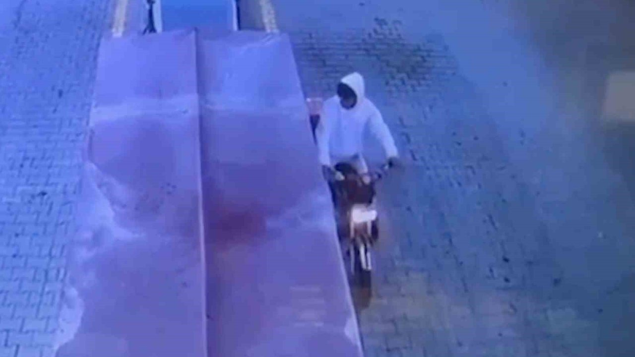 İki ilde motosiklet çalan şüpheliler 52 saatlik güvenlik kamerası görüntüsü izlenerek yakalandı