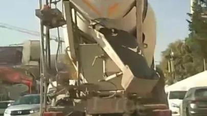 Yola beton dökerek ilerledi