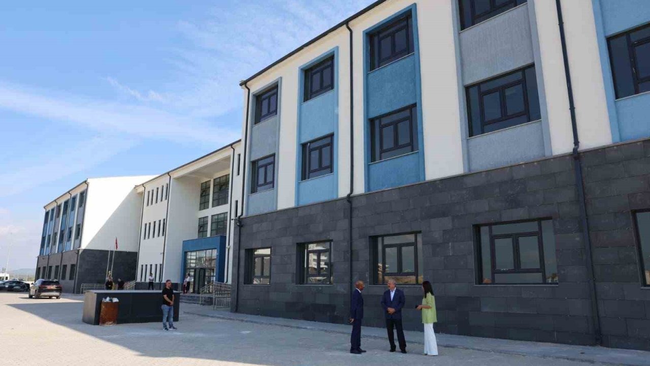 Çanakkale’ye yeni okul