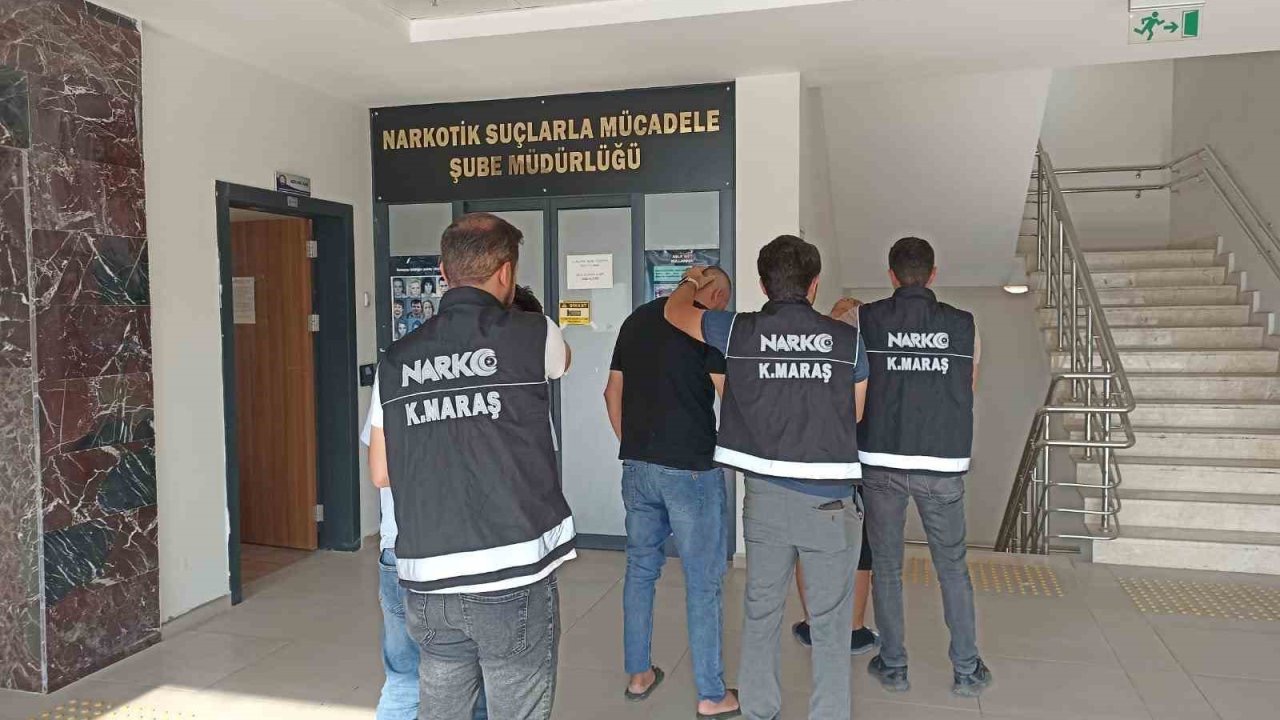 Uyuşturucu taciri 3 şüpheli tutuklandı