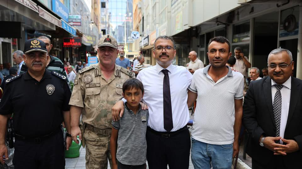 Vali Turan, Esnaf ve Vatandaşlarla Buluştu