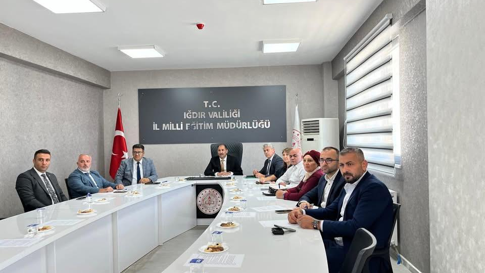 Iğdır’da Hayat Boyu Öğrenme Komisyonu Toplantısı Gerçekleştirildi