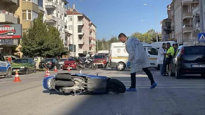 Ekmek alıp evine dönen yaşlı adama motosiklet çarptı