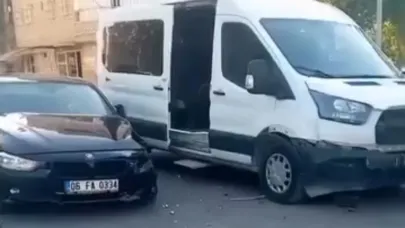 Siirt’te minibüs ile otomobil çarpıştı