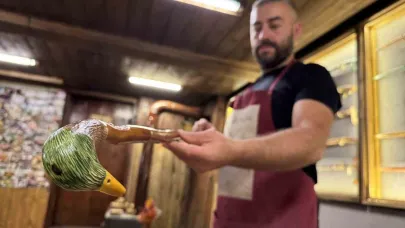 Kaybolmaya yüz tutan "bastonculuğu" geleceğe taşımaya çalışıyor