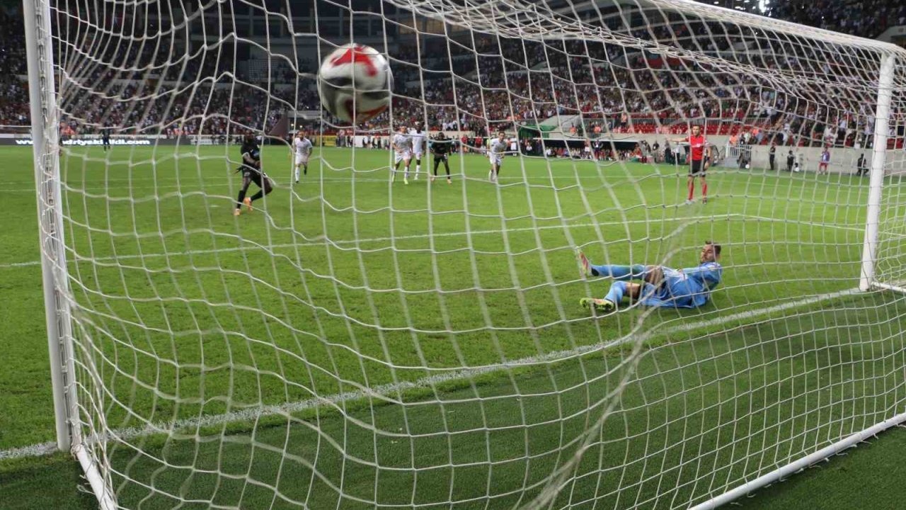 Trendyol 1. Lig: Amed Sportif Faaliyetler: 2 - Pendikspor: 1