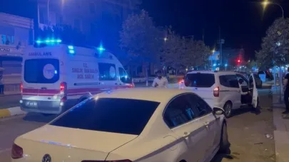 Seyir halindeki otomobile silahlı saldırı düzenlendi