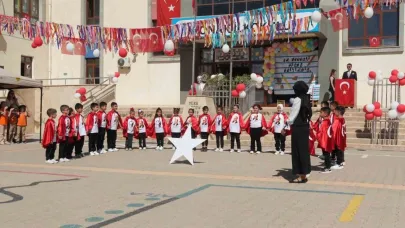 Cizre’de İlköğretim Haftası coşku ile kutlandı