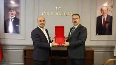 Hayrat Vakfı’ndan Vali Turan’a Ziyaret
