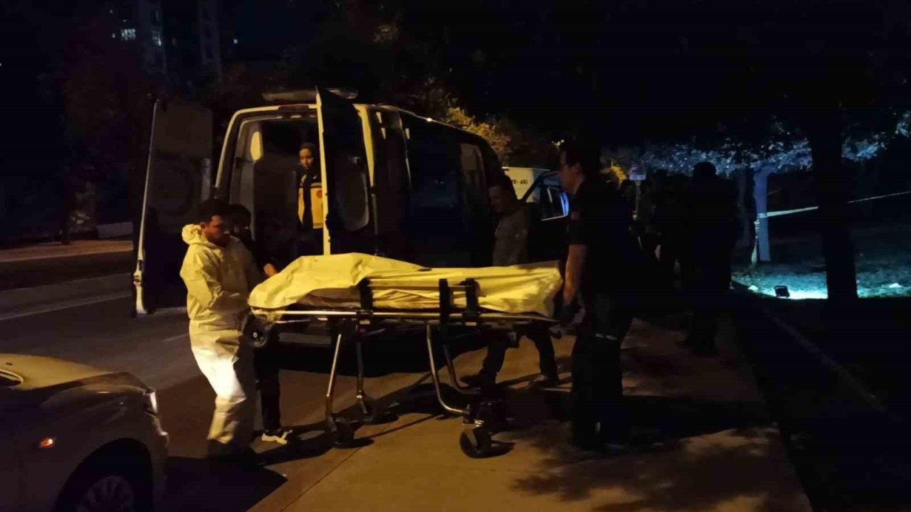 Ümraniye’de yaşlı adam ağaca asılı halde ölü bulundu