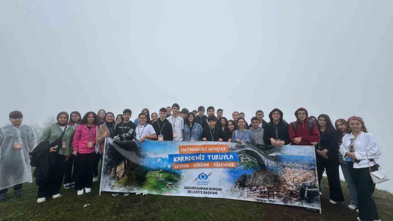 Sultangazi’de başarılı öğrencilere 5 günlük Karadeniz turu ödülü
