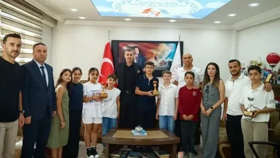 Hakkarili sporcular Triatlon 3. Etap Bölge Finaline katıldı