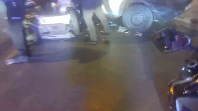 Tek şeritli caddeden ara yola geçmek isteyen kamyonetin çarptığı motosikletli ağır yaralandı
