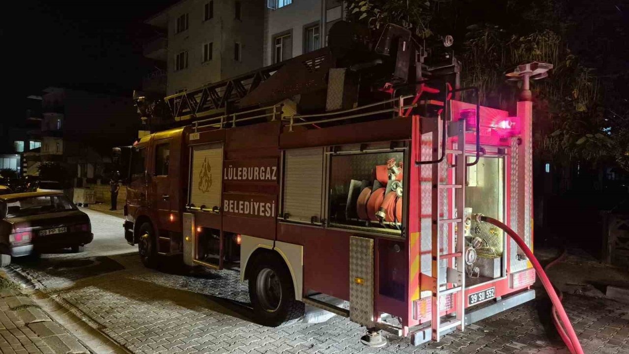 Lüleburgaz’da tek katlı evde çıkan yangın söndürüldü