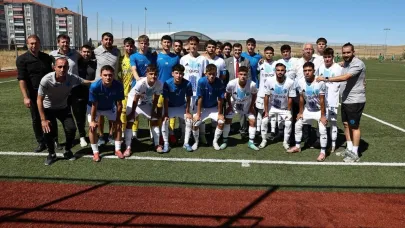 Başkan Kahveci’den genç futbolculara tam destek