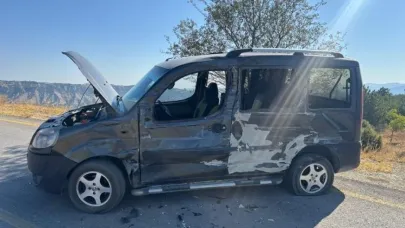 Bilecik’te kamyon ile hafif ticari aracın kafa kafaya çarpıştı, 2 yaralı