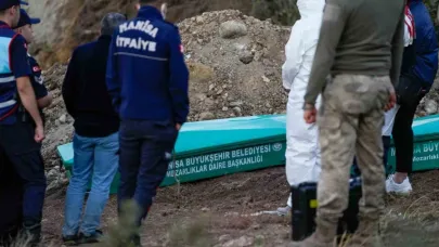 Göçük altında kalan iki çiftçinin cenazeleri morga kaldırıldı