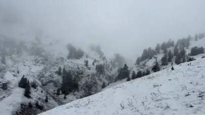 Artvin’de yaylalar kar altında