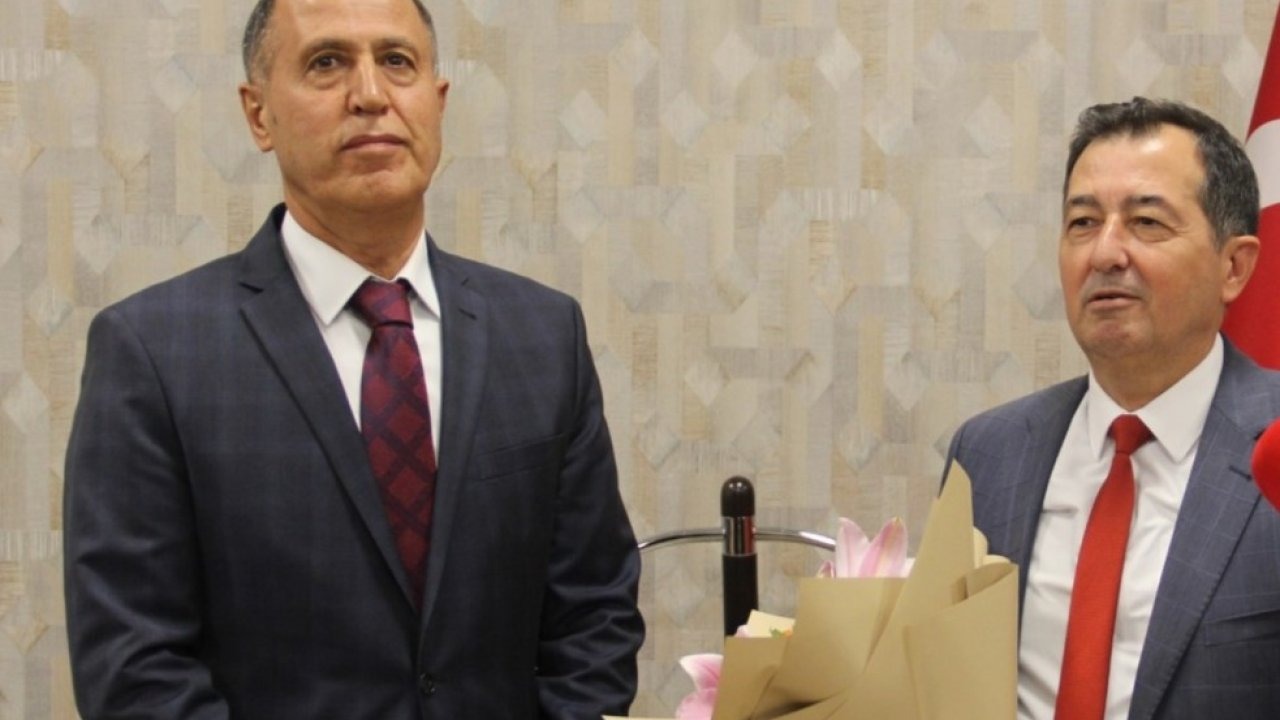 Afyonkarahisar Devlet Hastanesi’nde görev değişimi