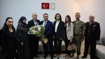 Vali Turan’dan Gazimize Anlamlı Ziyaret