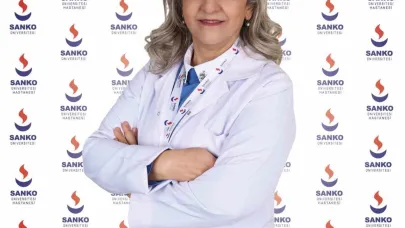 Cilt lekeleri en sık güneş hasarına bağlı nedenlerle görülür