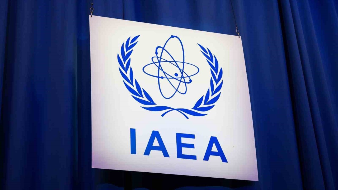 İran, UAEA ile işbirliğini askıya alacak