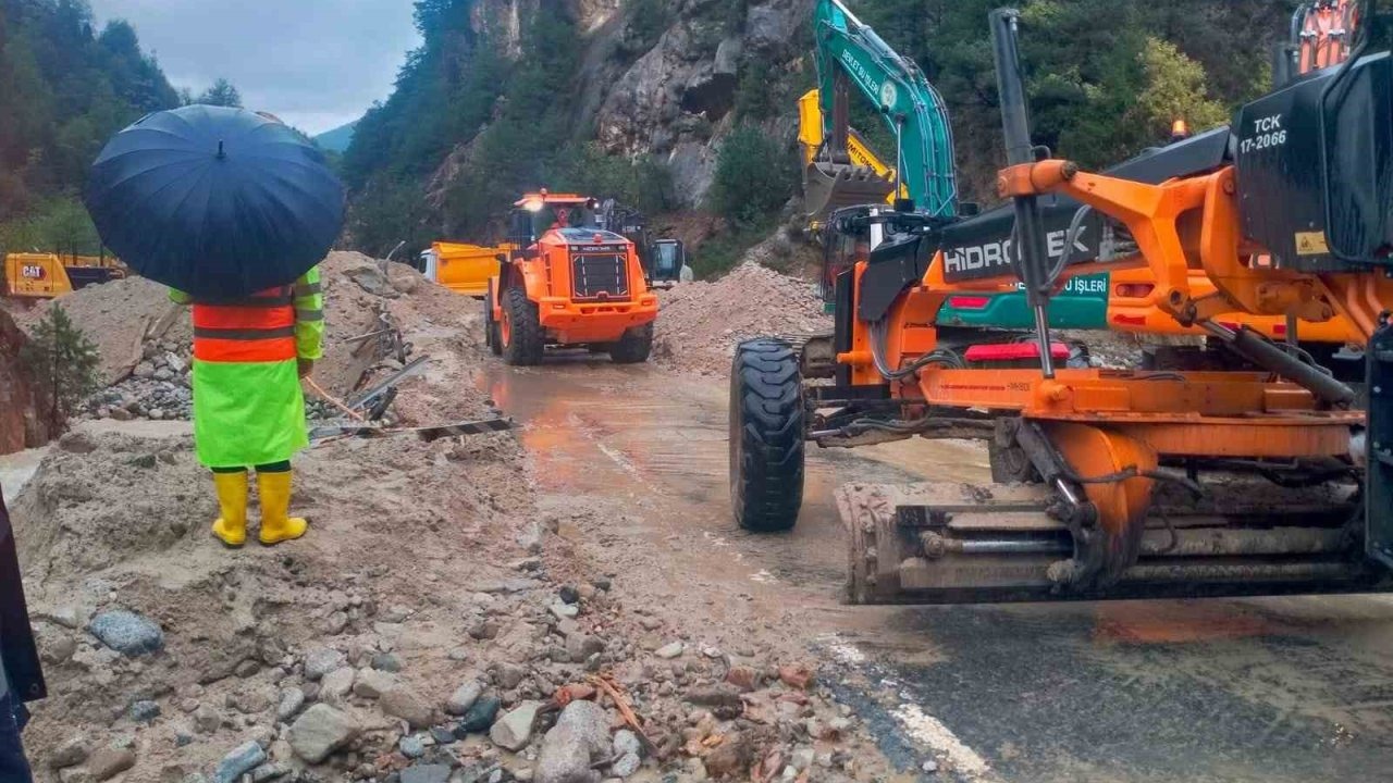 Rize-Erzurum kara yolu ulaşıma açıldı