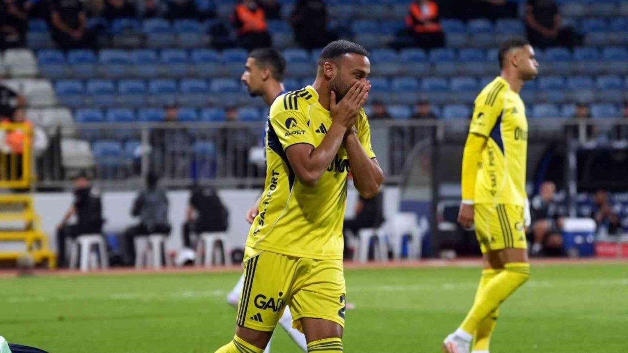 Fenerbahçe’de puan kayıpları devam ediyor