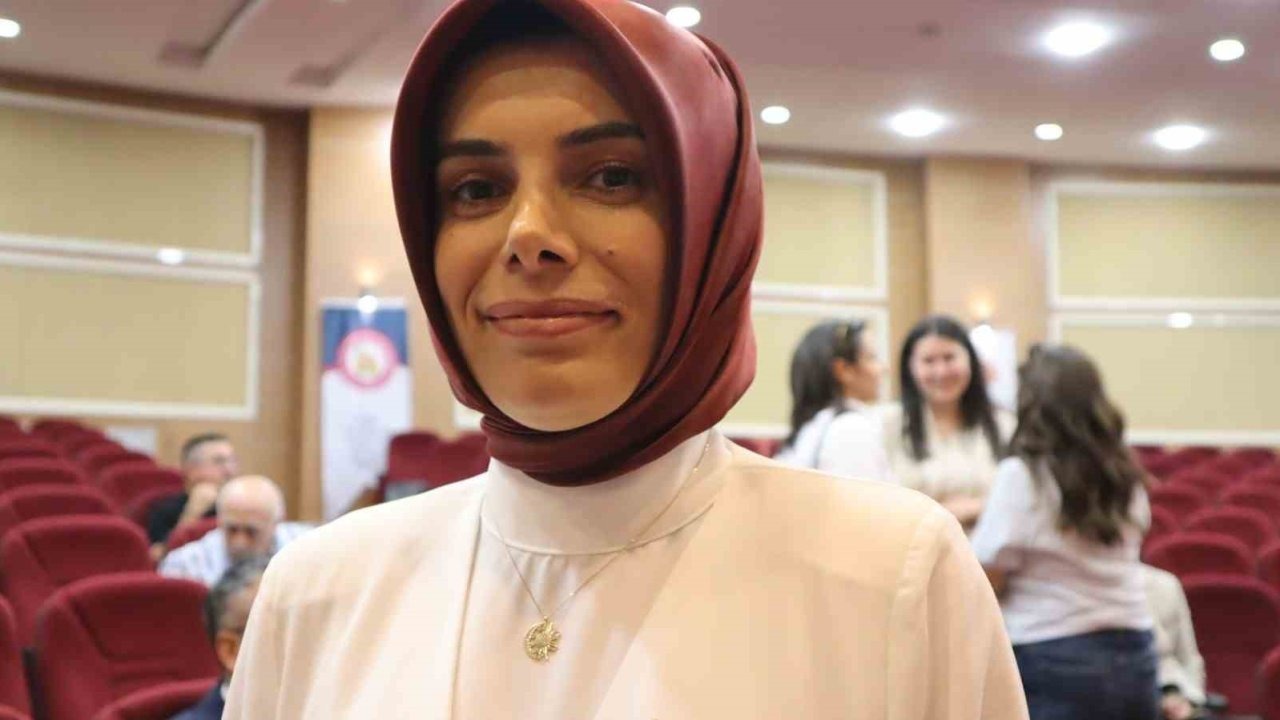 Malatya Eczacı Odası’nda Ebru Sönmez yeniden başkan seçildi