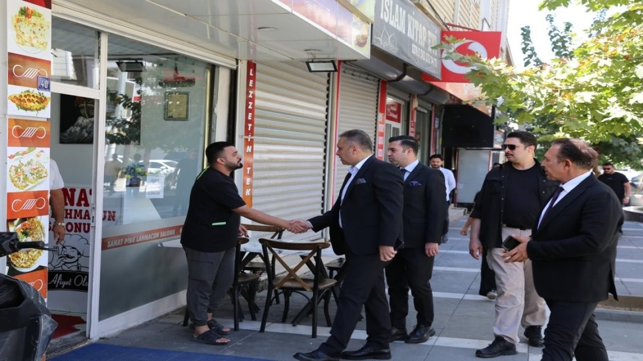 Şırnak İl Emniyet Müdürü Sazak Silopi’de vatandaşlarla bir araya geldi