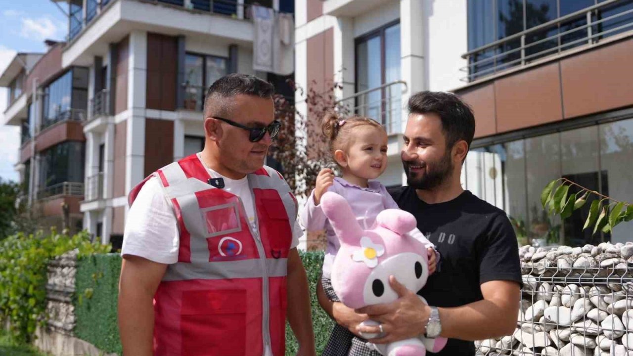 Her gün çöp kamyonunu bekleyen Melisa’ya sürpriz