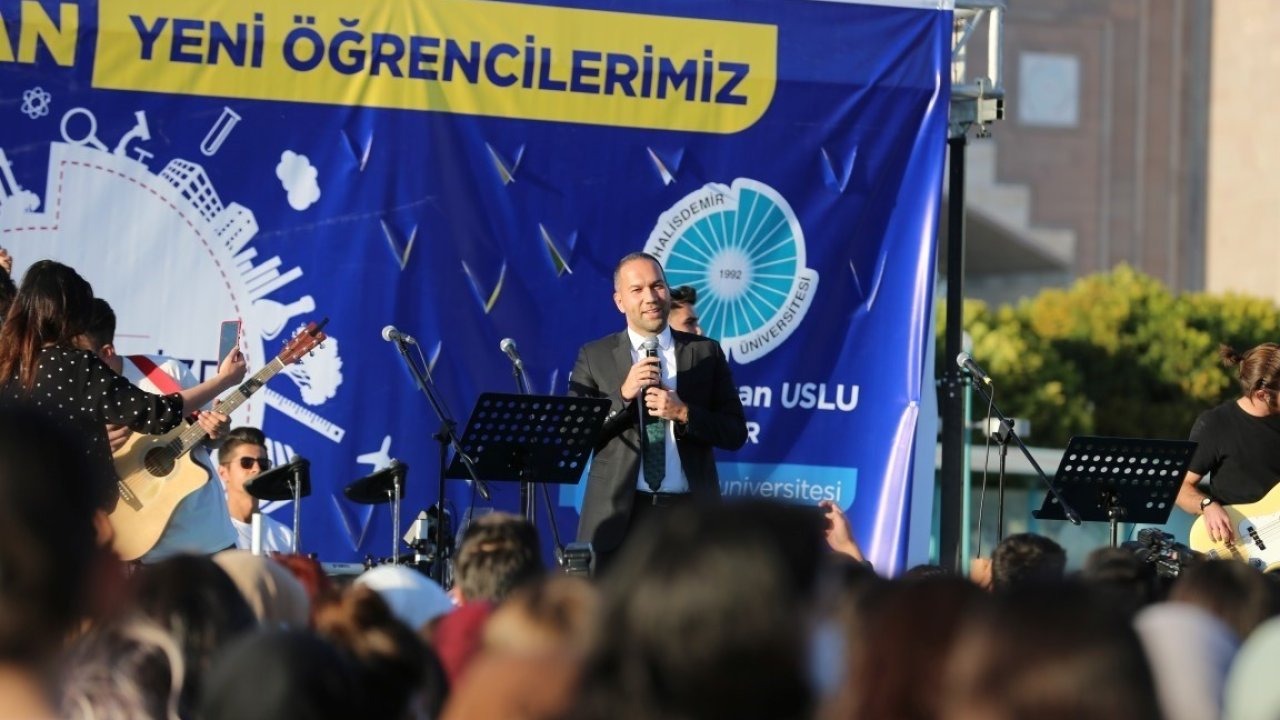 Başkan Özdemir: "Niğde, öğrenci dostu şehir olma yolunda ilerliyor"