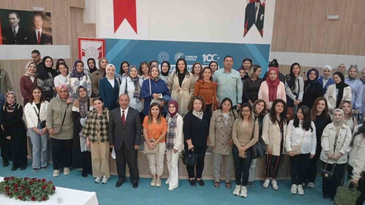 Sünnetci: "Her öğrencimiz için kendini değerli hissettirecek yaklaşım önemli"