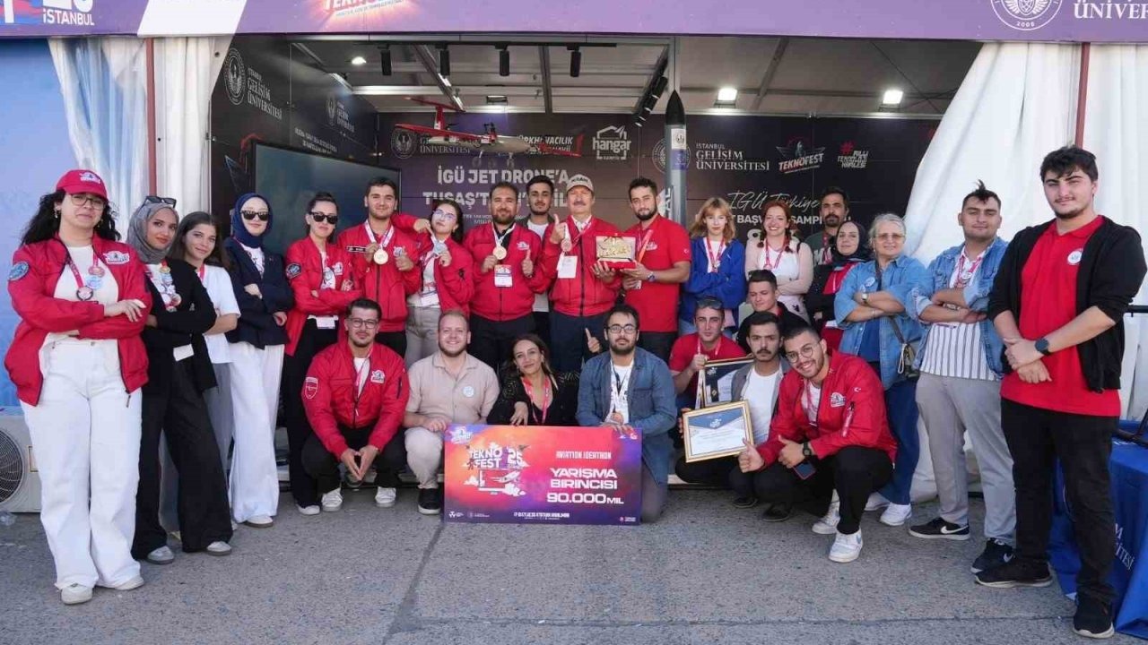 TEKNOFEST 2025’te İstanbul Gelişim Üniversitesi’nden büyük başarı