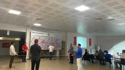 Kütahya MEM personeline, "Afet ve Acil Durumlarda Psikososyal Destek Farkındalık" başlıklı eğitim