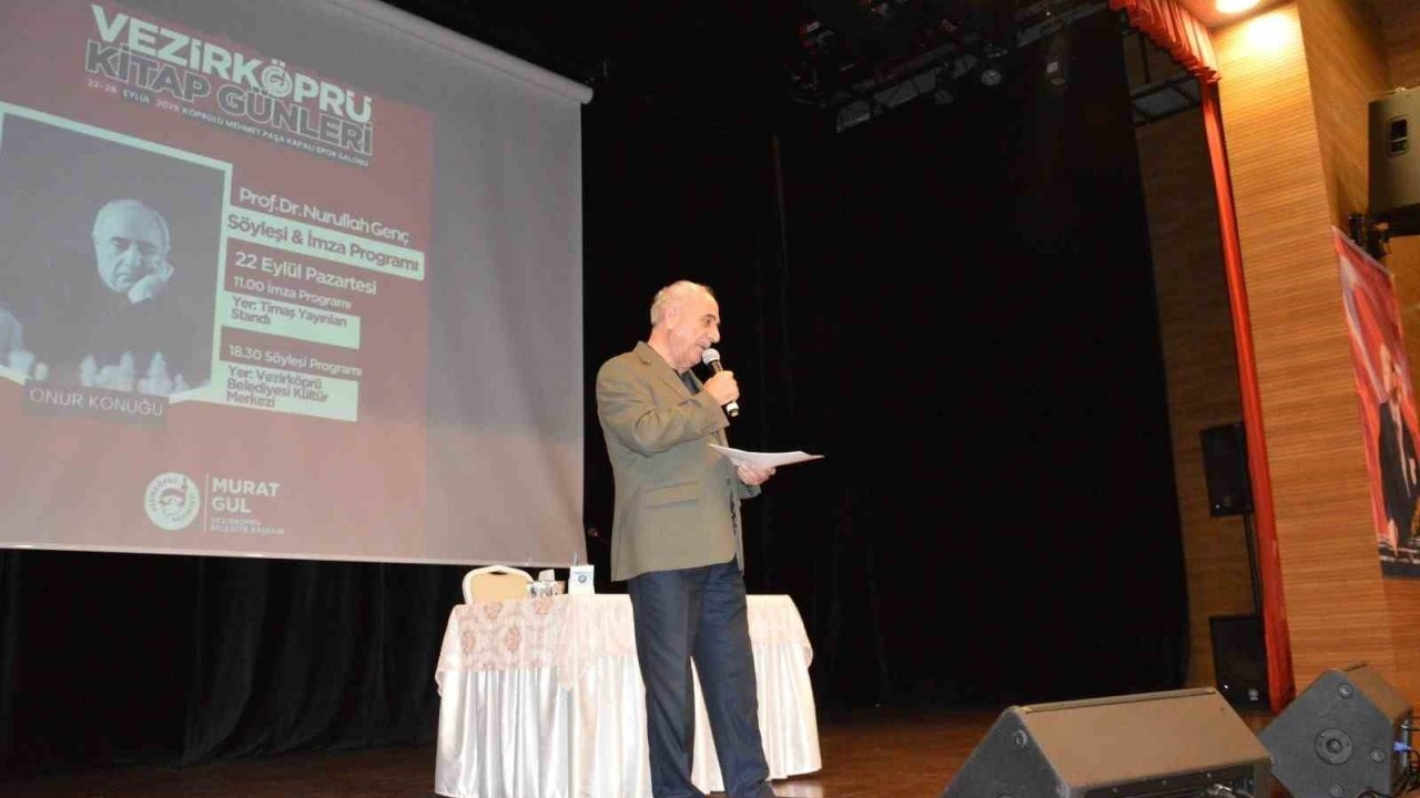 Nurullah Genç: "Yola çıkın ama yoldan çıkmayın"