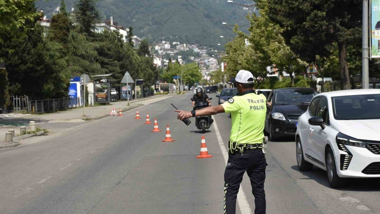 Ordu’da bir haftada 15 binden fazla araç ve sürücüsü denetlendi