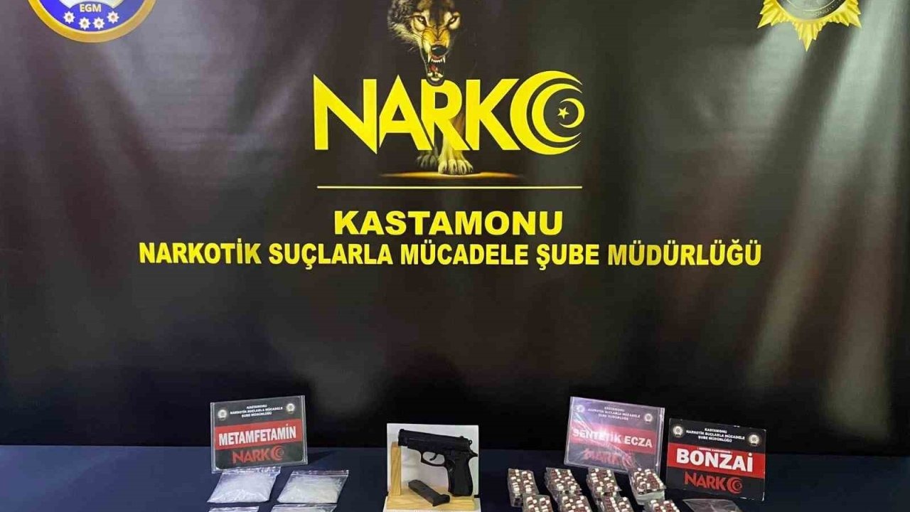 Kastamonu’da yüklü miktarda uyuşturucuyla yakalanan sanıklara hapis cezası