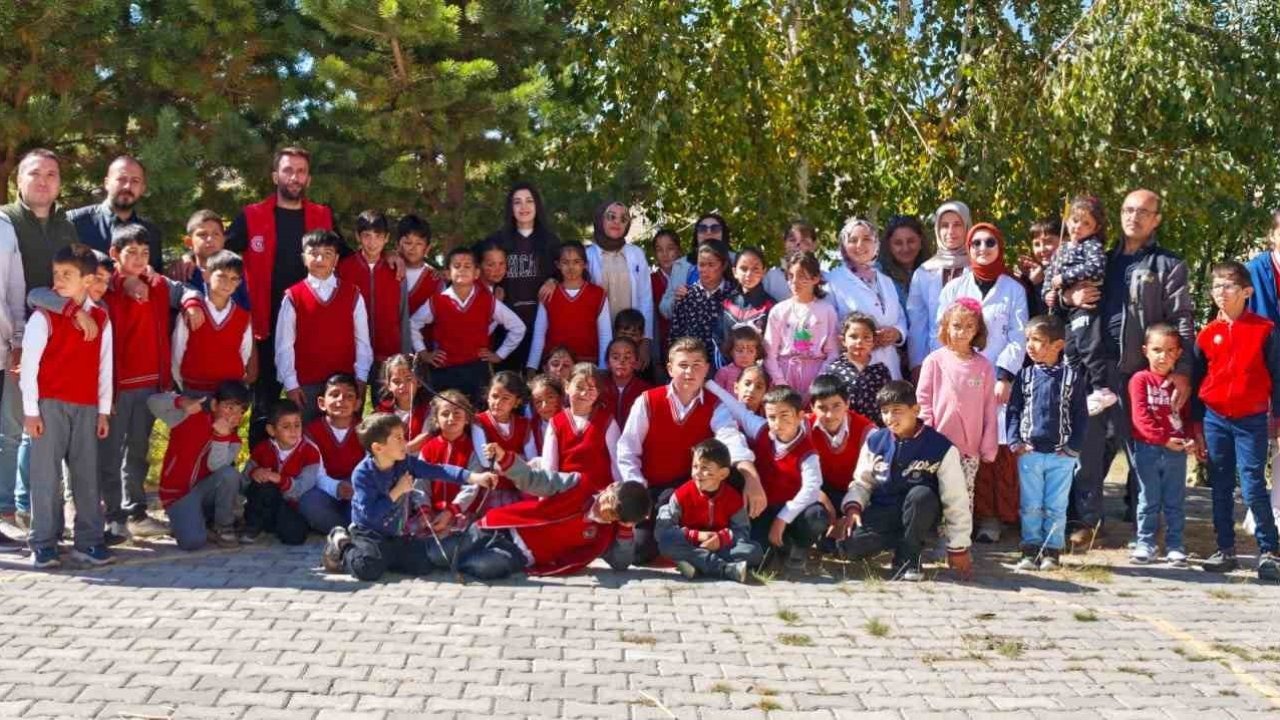Aşkale Gençlik Merkezi’nden "Ulaşılmadık çocuk kalmasın" projesi