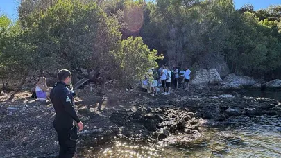 Düzensiz göçmenleri Cennet Adası’na bırakıp gittiler