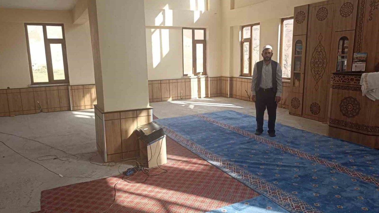Kaymaklı halkı cami inşaatı için destek bekliyor