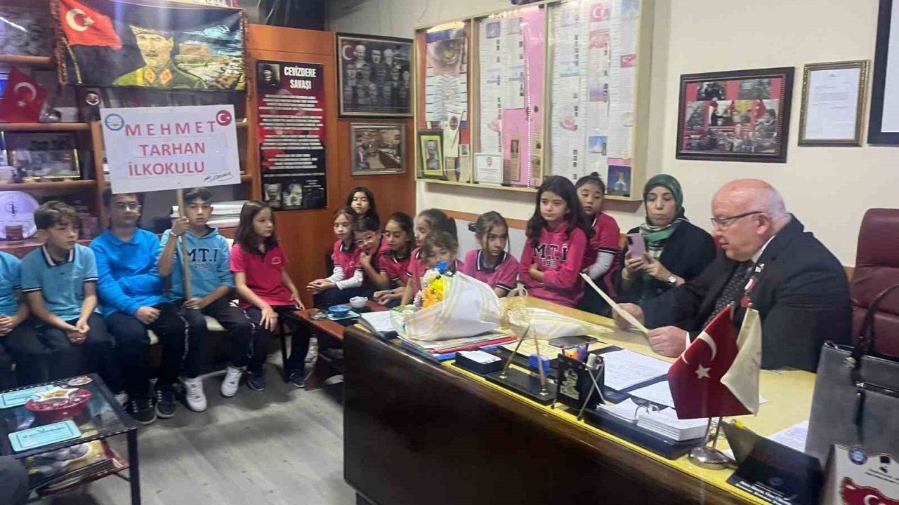Minikler Cevizdere Şehitleri ve Gazileri Derneğinden bilgiler aldı